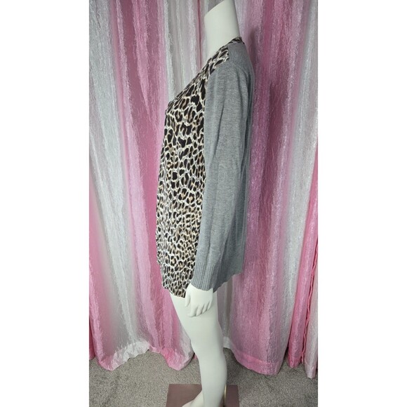 Chico's Leopard Gray Rhinestone Cotton Long Cardigan Sweater Size Medium 8-10 - Picture 8 of 12